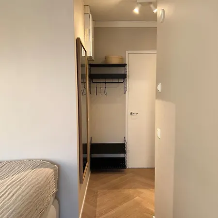 Floor In The Center